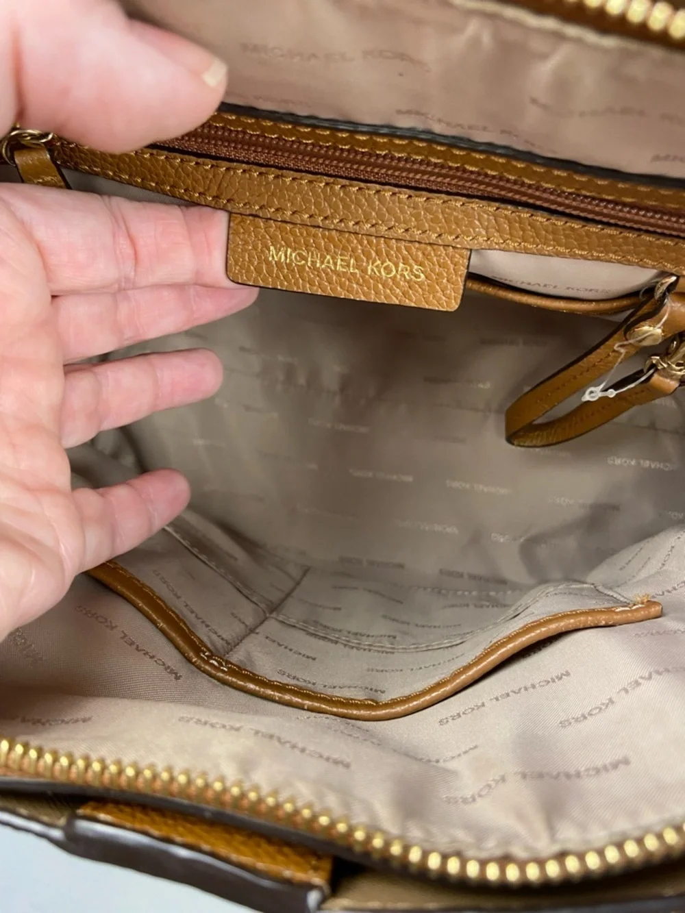 Michael Kors Mercer Medium Dome Satchel Luggage Pebbled Leather Crossbody Bag